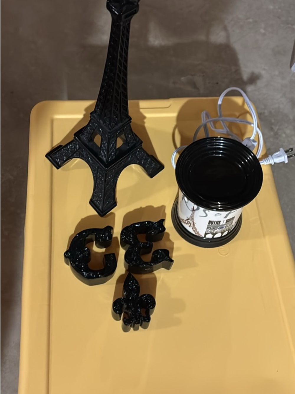 Hobby Lobby Black Eiffel Tower and Decor Bundle
